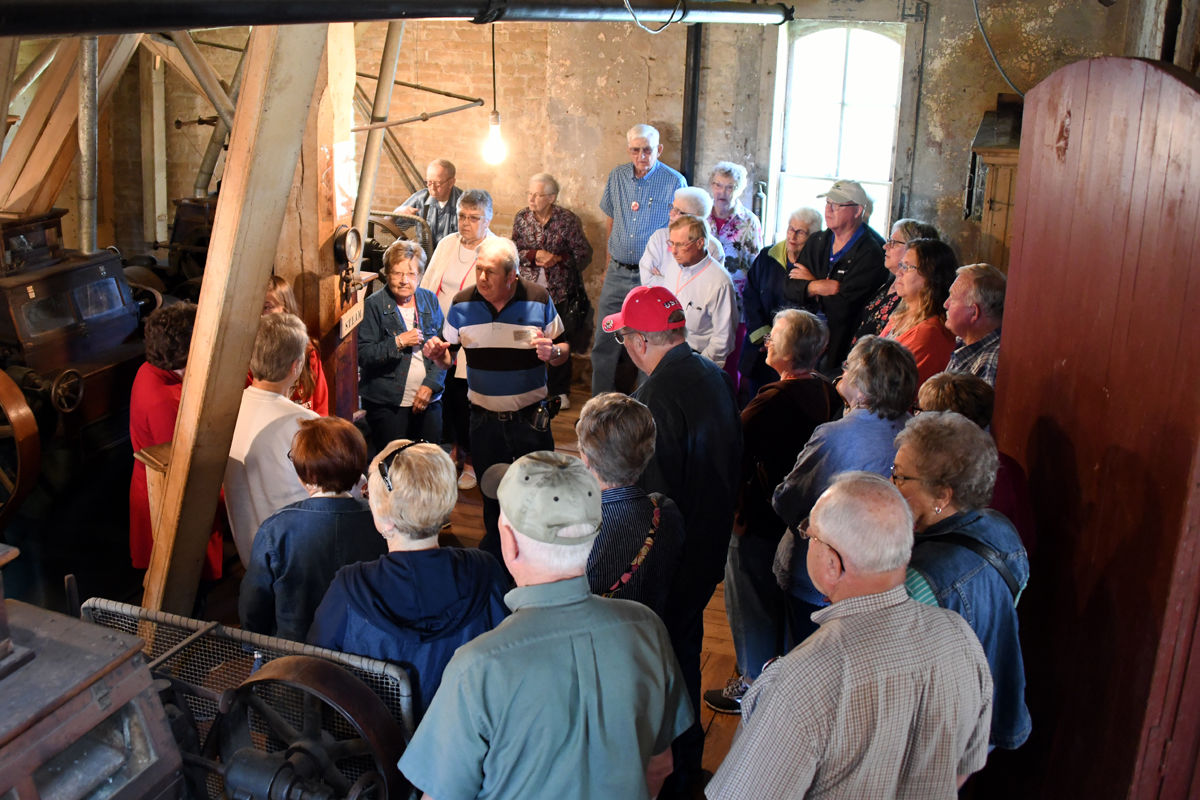 009 The Fun Cllub toured the Neligh flour mill which was one of Nebraska's major flour mills for over 75 years.JPG